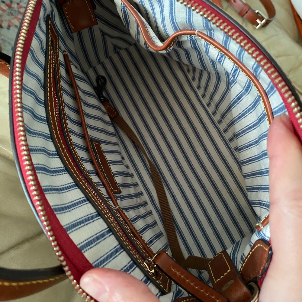 LKNW Dooney & Bourke Leather Satchel Top Handle Strap Front Pocket - Picture 12 of 15
